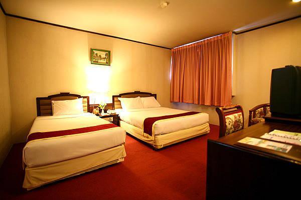 Grande Ville Hotel Bangkok Szoba fotó