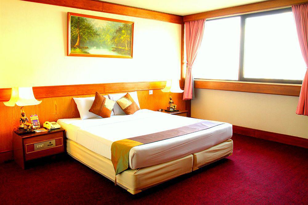 Grande Ville Hotel Bangkok Szoba fotó